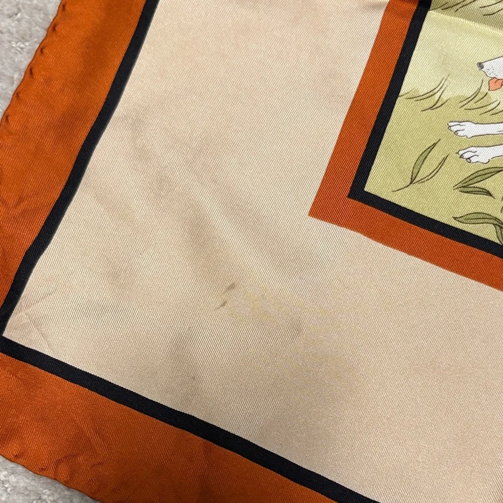 Vintage Gucci scarf featuring fox hunting motif V Accornero
